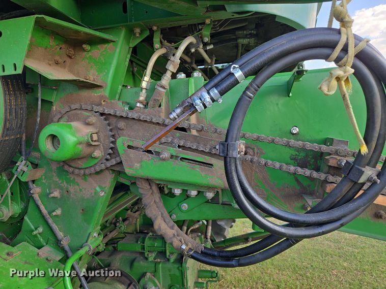 image for item EU3620 1990 John Deere 9500 combine