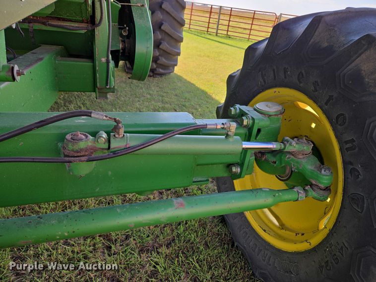 image for item EU3620 1990 John Deere 9500 combine