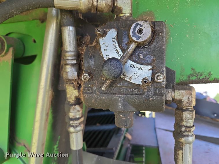 image for item EU3620 1990 John Deere 9500 combine