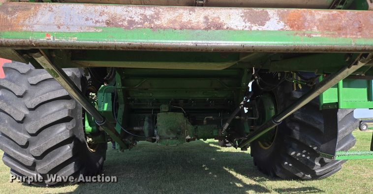 image for item EU3620 1990 John Deere 9500 combine