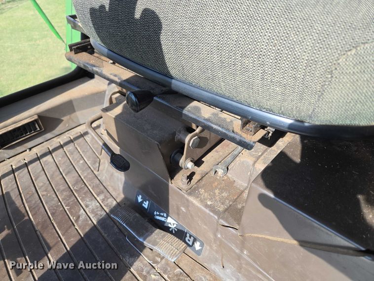 image for item EU3620 1990 John Deere 9500 combine