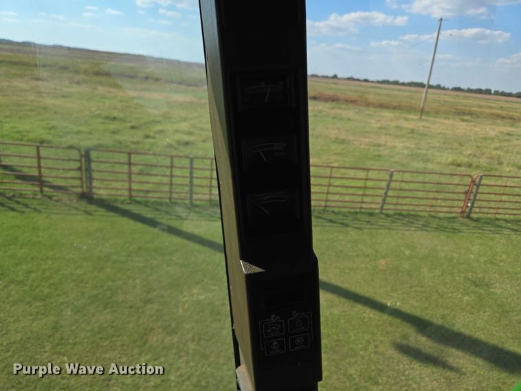 image for item EU3620 1990 John Deere 9500 combine