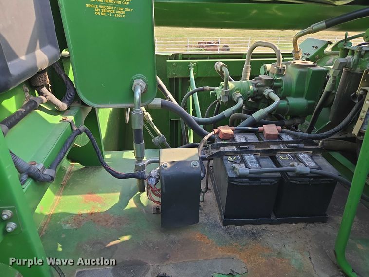 image for item EU3620 1990 John Deere 9500 combine