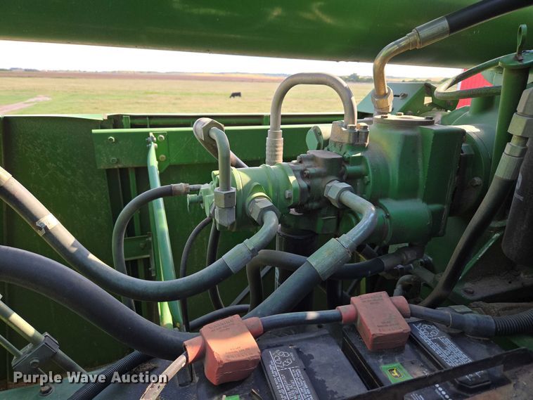 image for item EU3620 1990 John Deere 9500 combine