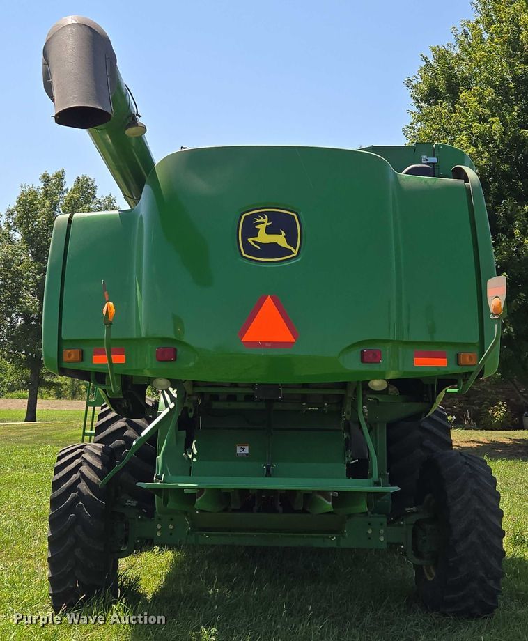 image for item EV1582 2008 John Deere 9570 STS RWA combine