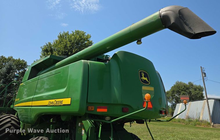 image for item EV1582 2008 John Deere 9570 STS RWA combine