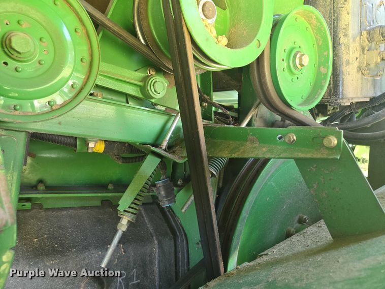 image for item EV1582 2008 John Deere 9570 STS RWA combine
