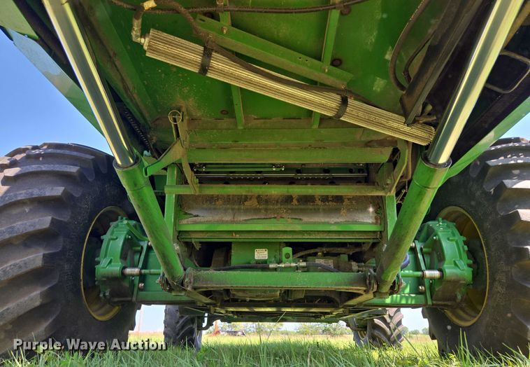 image for item EV1582 2008 John Deere 9570 STS RWA combine