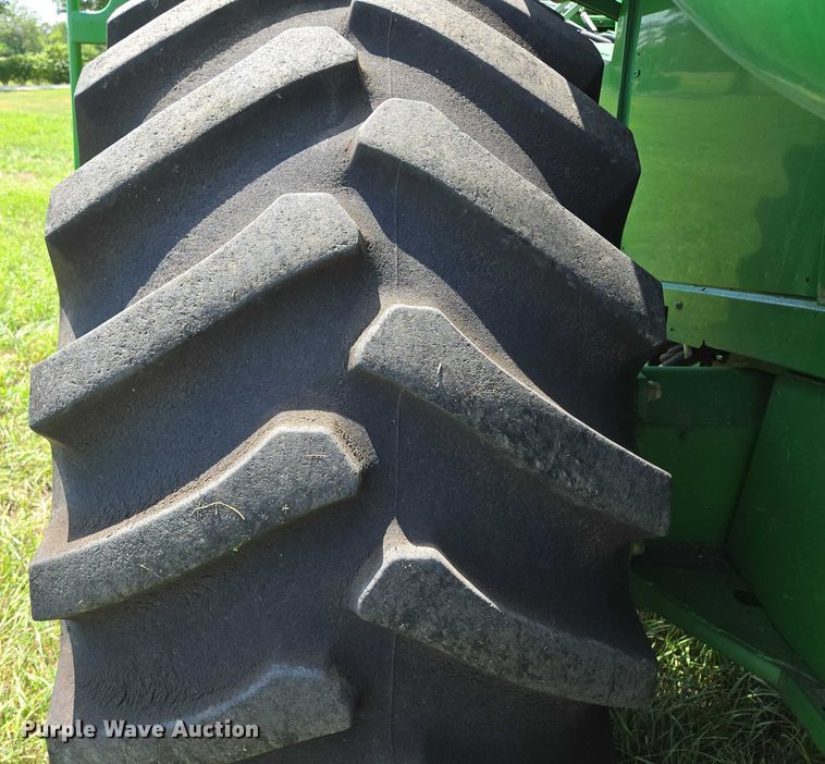image for item EV1582 2008 John Deere 9570 STS RWA combine