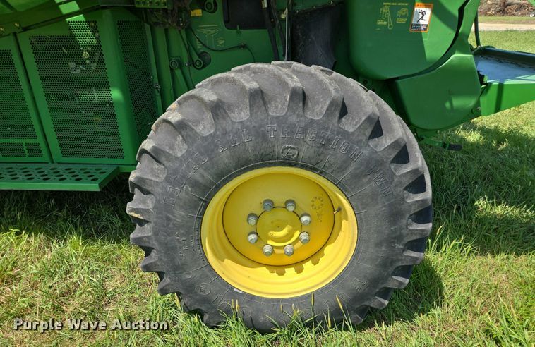 image for item EV1582 2008 John Deere 9570 STS RWA combine