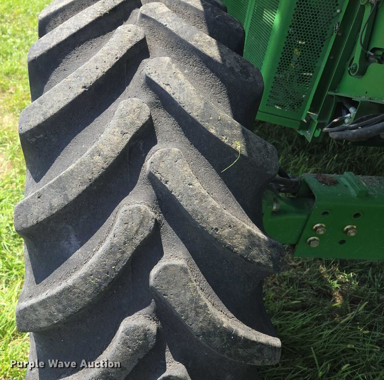 image for item EV1582 2008 John Deere 9570 STS RWA combine