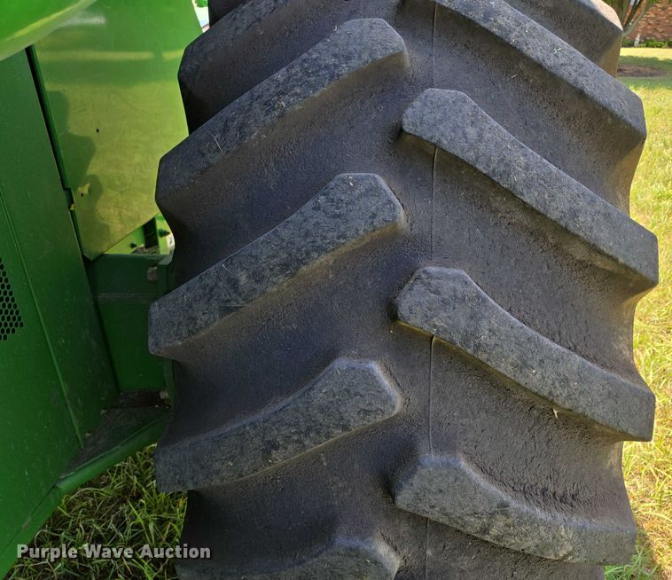 image for item EV1582 2008 John Deere 9570 STS RWA combine