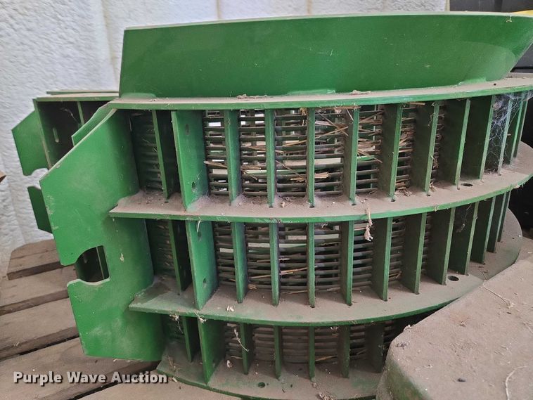 image for item EV1582 2008 John Deere 9570 STS RWA combine