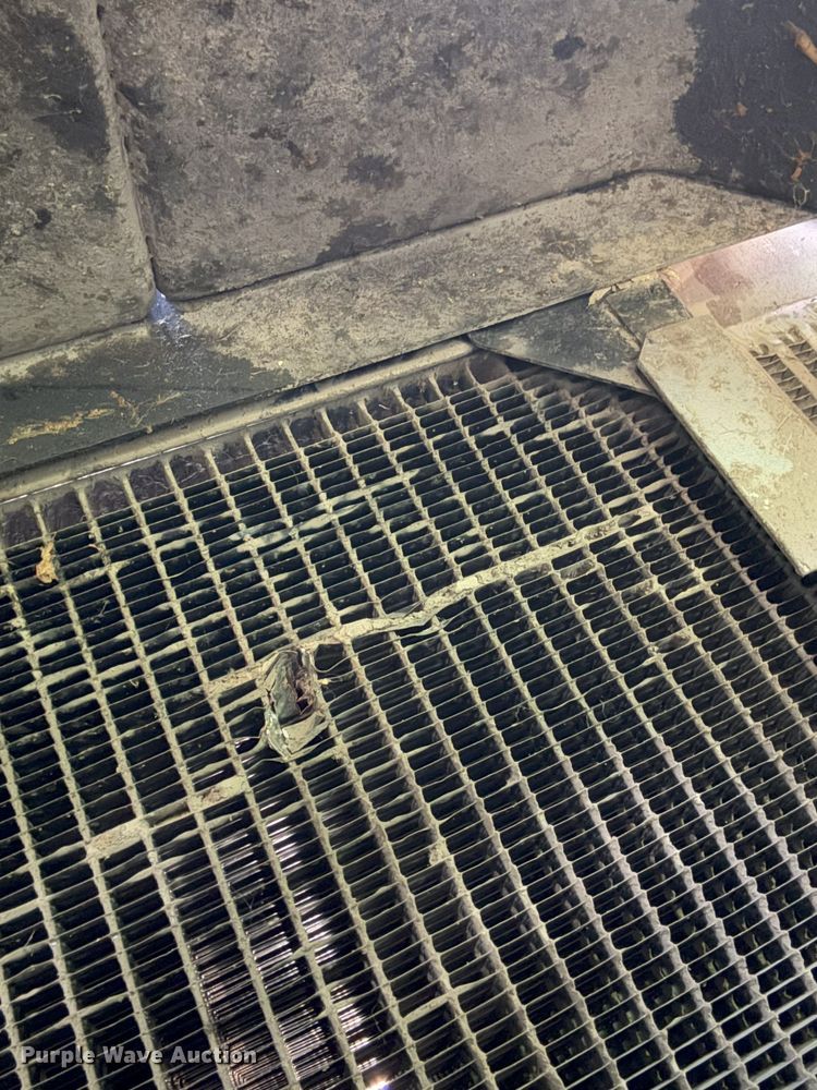 image for item EV1582 2008 John Deere 9570 STS RWA combine