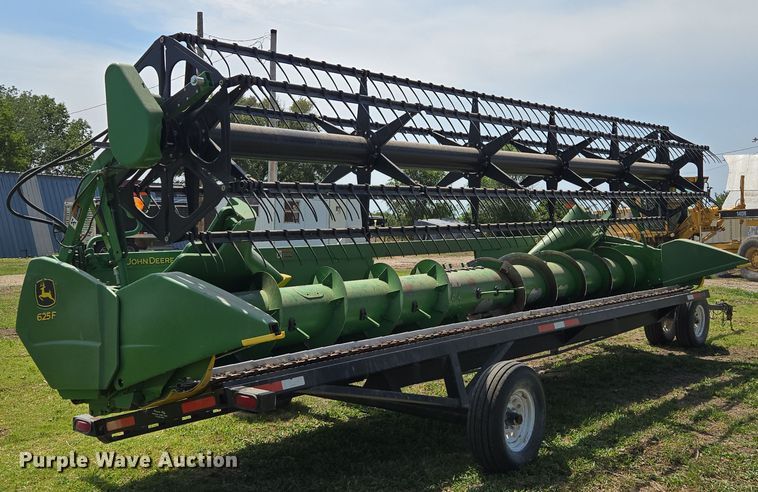 image for item EV1583 John Deere 625F flex head