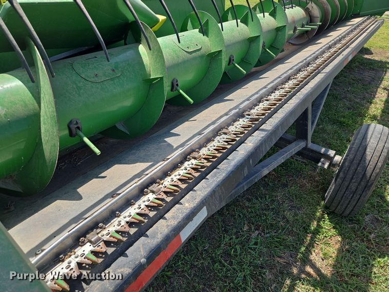 image for item EV1583 John Deere 625F flex head