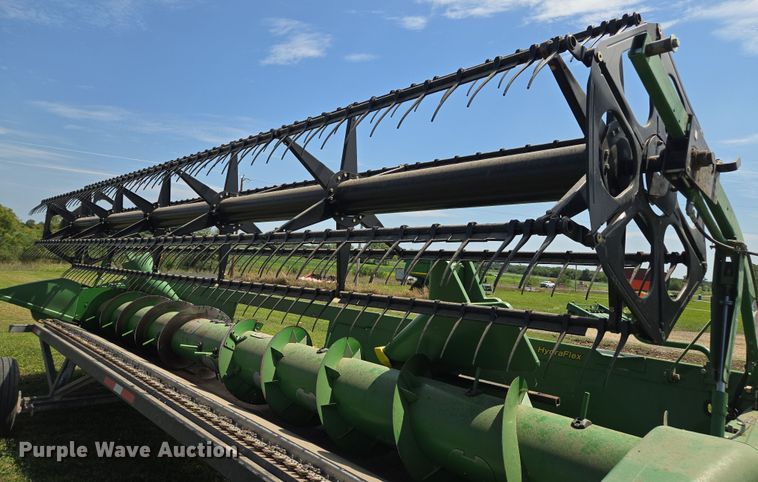 image for item EV1583 John Deere 625F flex head