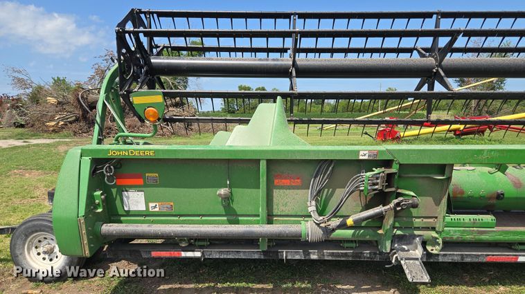 image for item EV1583 John Deere 625F flex head