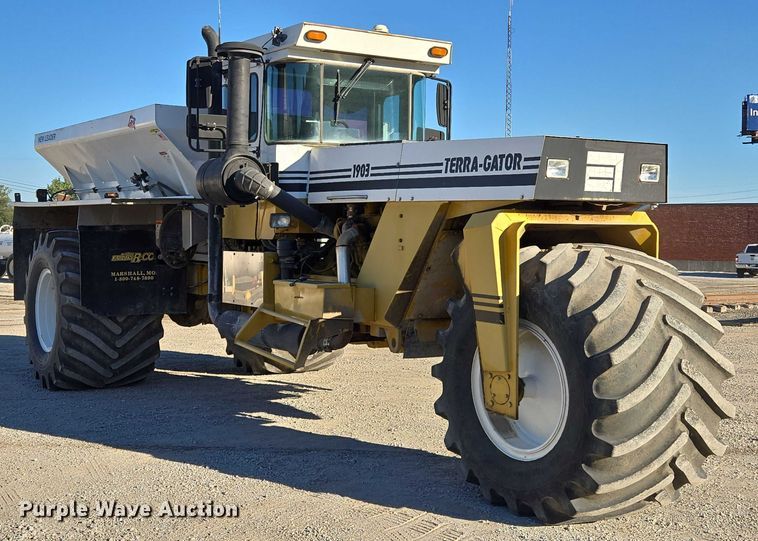 image for item EV1622 1997 TerraGator 1903 spreader