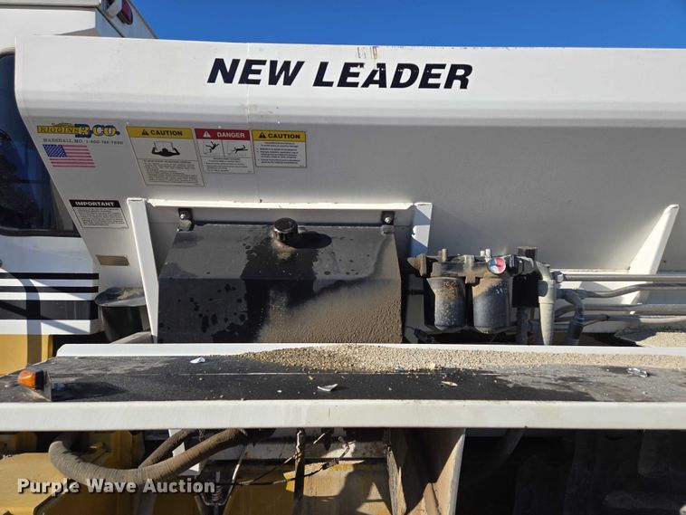 image for item EV1622 1997 TerraGator 1903 spreader