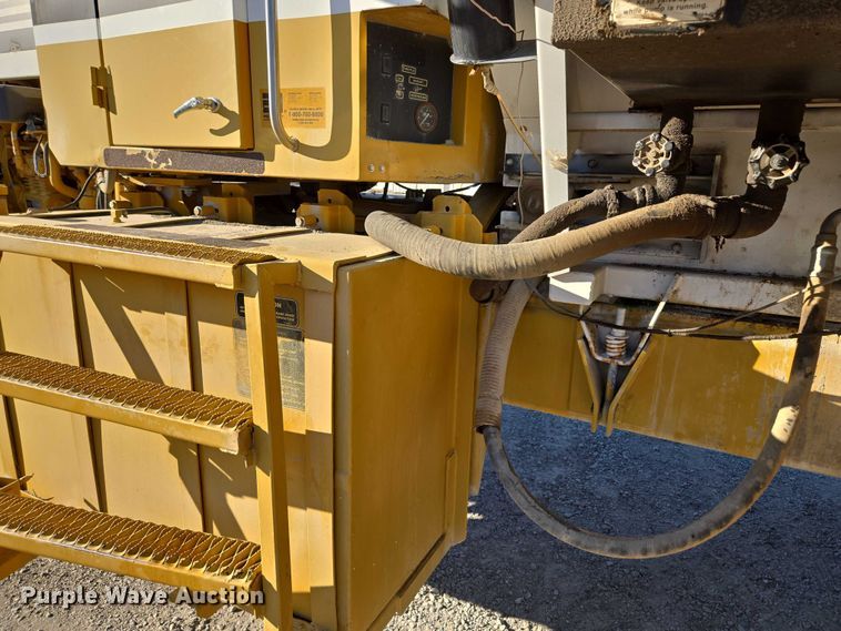 image for item EV1622 1997 TerraGator 1903 spreader