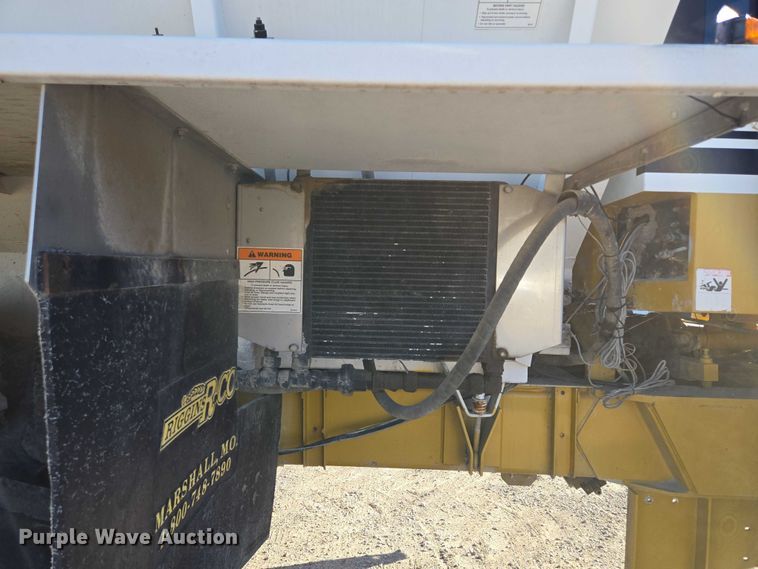 image for item EV1622 1997 TerraGator 1903 spreader