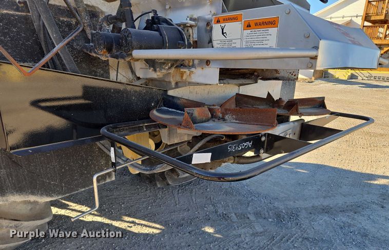 image for item EV1622 1997 TerraGator 1903 spreader