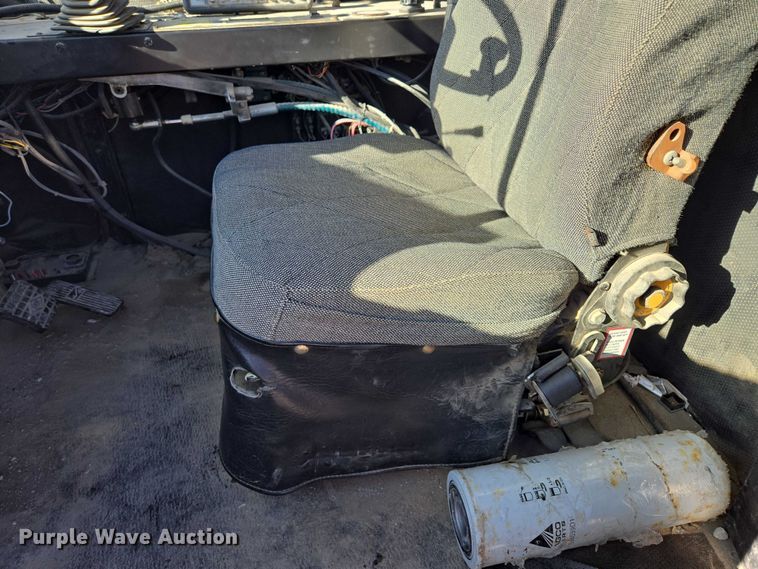 image for item EV1622 1997 TerraGator 1903 spreader