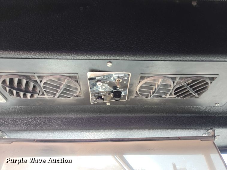 image for item EV1622 1997 TerraGator 1903 spreader