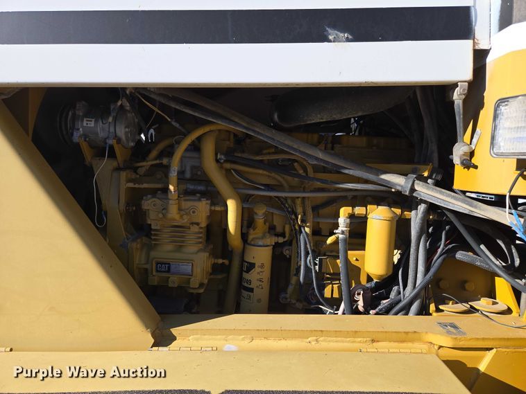 image for item EV1622 1997 TerraGator 1903 spreader