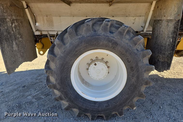 image for item EV1622 1997 TerraGator 1903 spreader