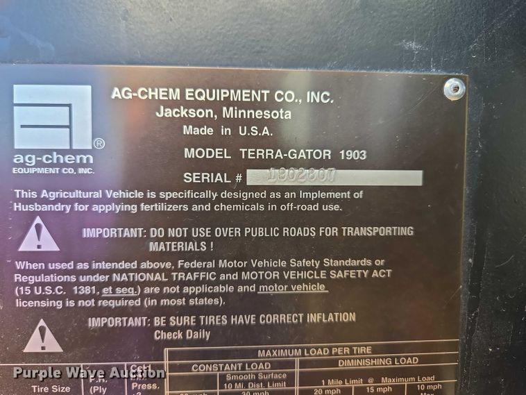 image for item EV1622 1997 TerraGator 1903 spreader