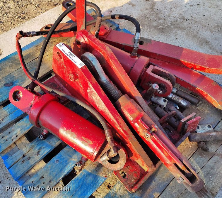 image for item IP9647 Case three point hitch