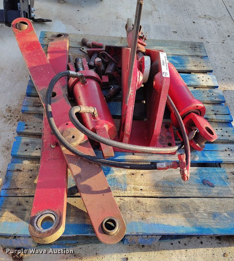 image for item IP9647 Case three point hitch