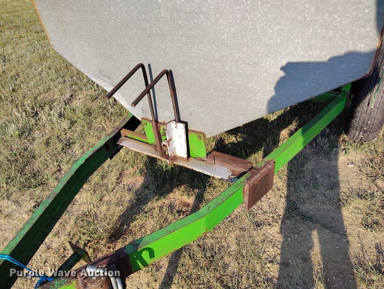 image for item IP9648 Gravity wagon