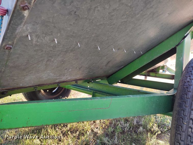 image for item IP9648 Gravity wagon