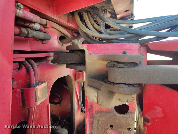 image for item IP9656 1984 Versatile 945 4WD tractor