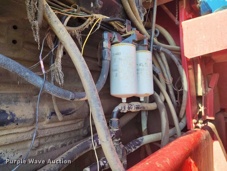 image for item IP9656 1984 Versatile 945 4WD tractor