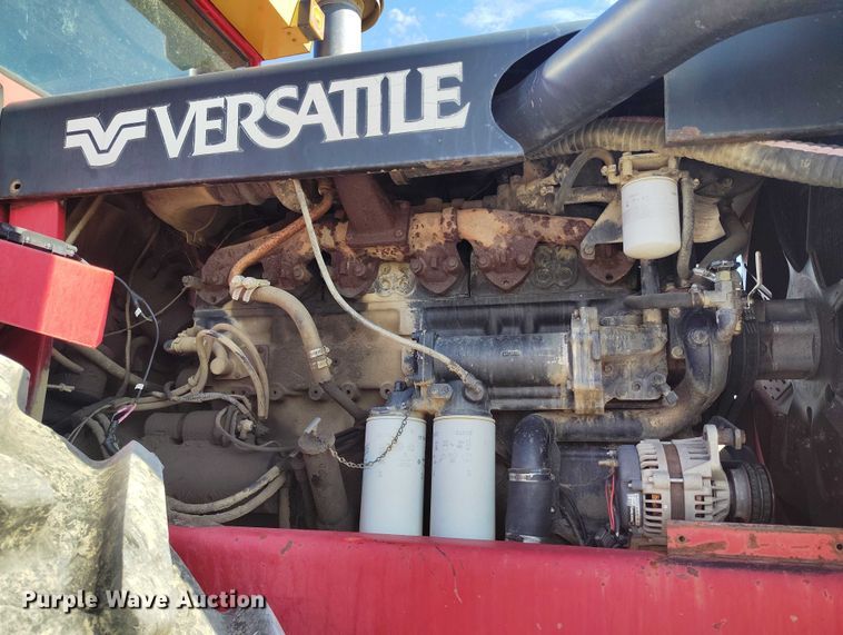 image for item IP9656 1984 Versatile 945 4WD tractor