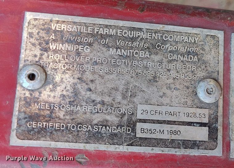 image for item IP9656 1984 Versatile 945 4WD tractor