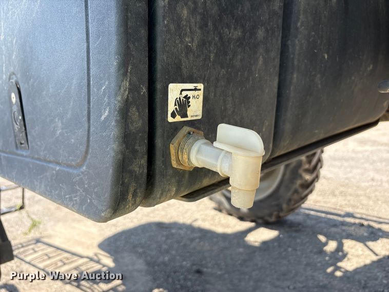 image for item YA0773 2014 Rogator RG110 sprayer