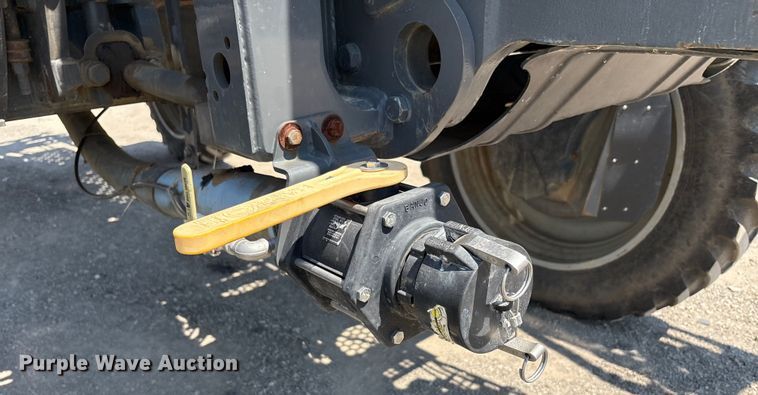 image for item YA0773 2014 Rogator RG110 sprayer