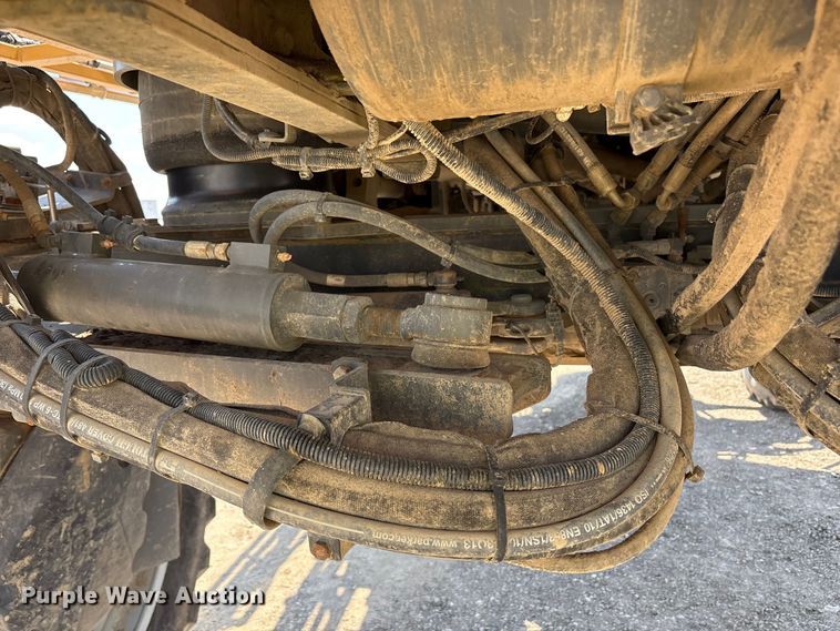 image for item YA0773 2014 Rogator RG110 sprayer