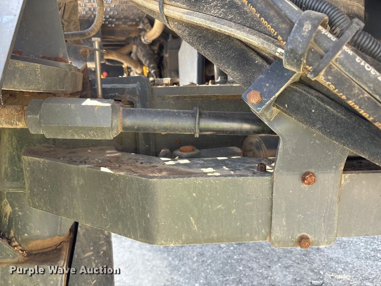 image for item YA0773 2014 Rogator RG110 sprayer