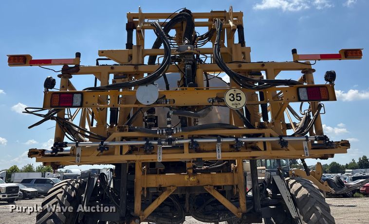 image for item YA0773 2014 Rogator RG110 sprayer