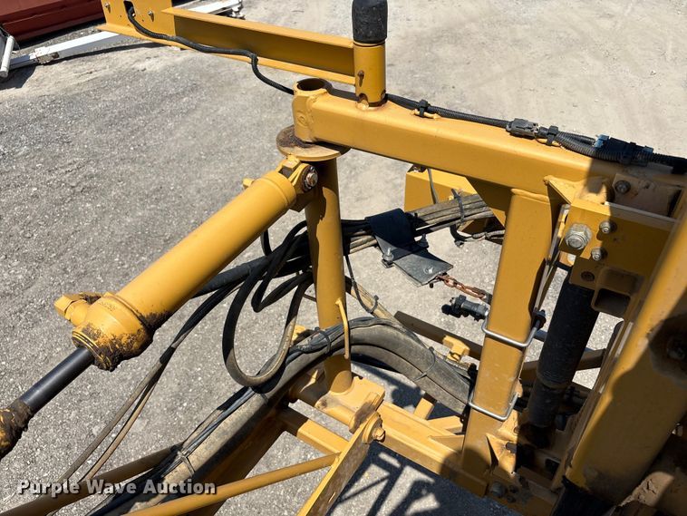 image for item YA0773 2014 Rogator RG110 sprayer