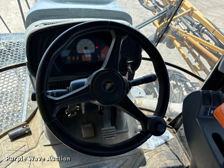 image for item YA0773 2014 Rogator RG110 sprayer