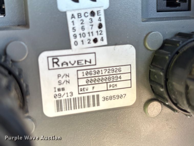 image for item YA0773 2014 Rogator RG110 sprayer