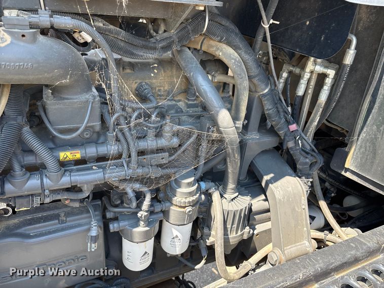 image for item YA0773 2014 Rogator RG110 sprayer