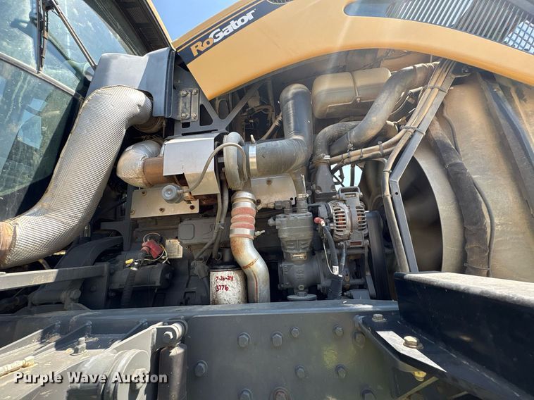 image for item YA0773 2014 Rogator RG110 sprayer